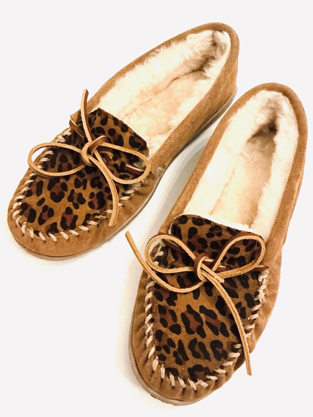 MINNETONKA Suede Moccasins Slippers with Fur Collar in Tan & Cheetah Print, Sz 7